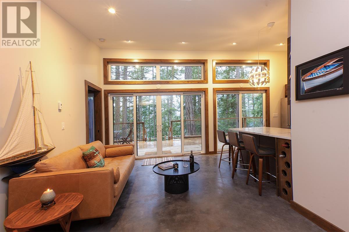 For sale 13104 OYSTER BAY ROAD, Garden Bay, British Columbia V0N1S1