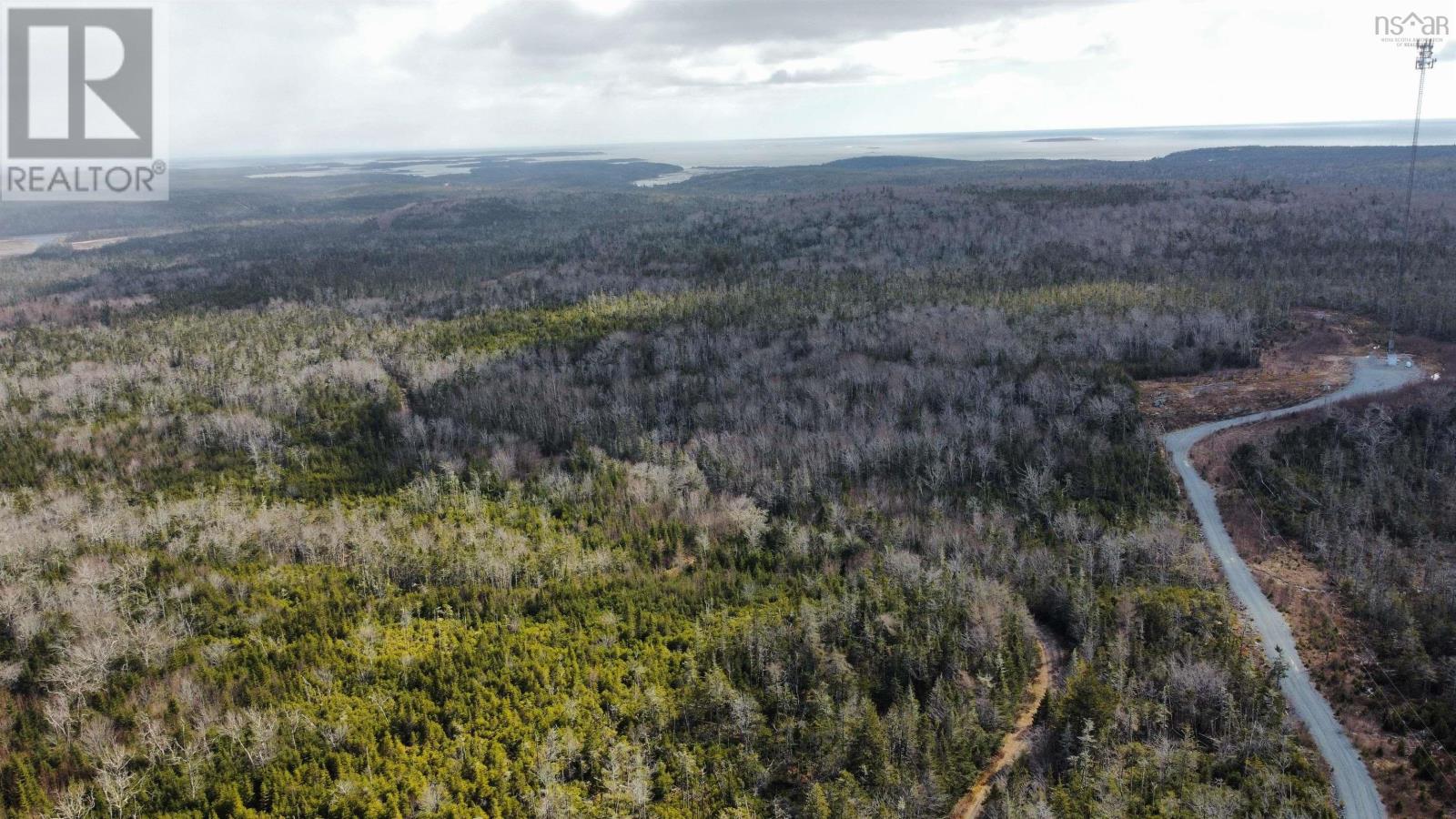 For sale Lot Highway 725, Lake Charlotte, Nova Scotia B0J1Y0