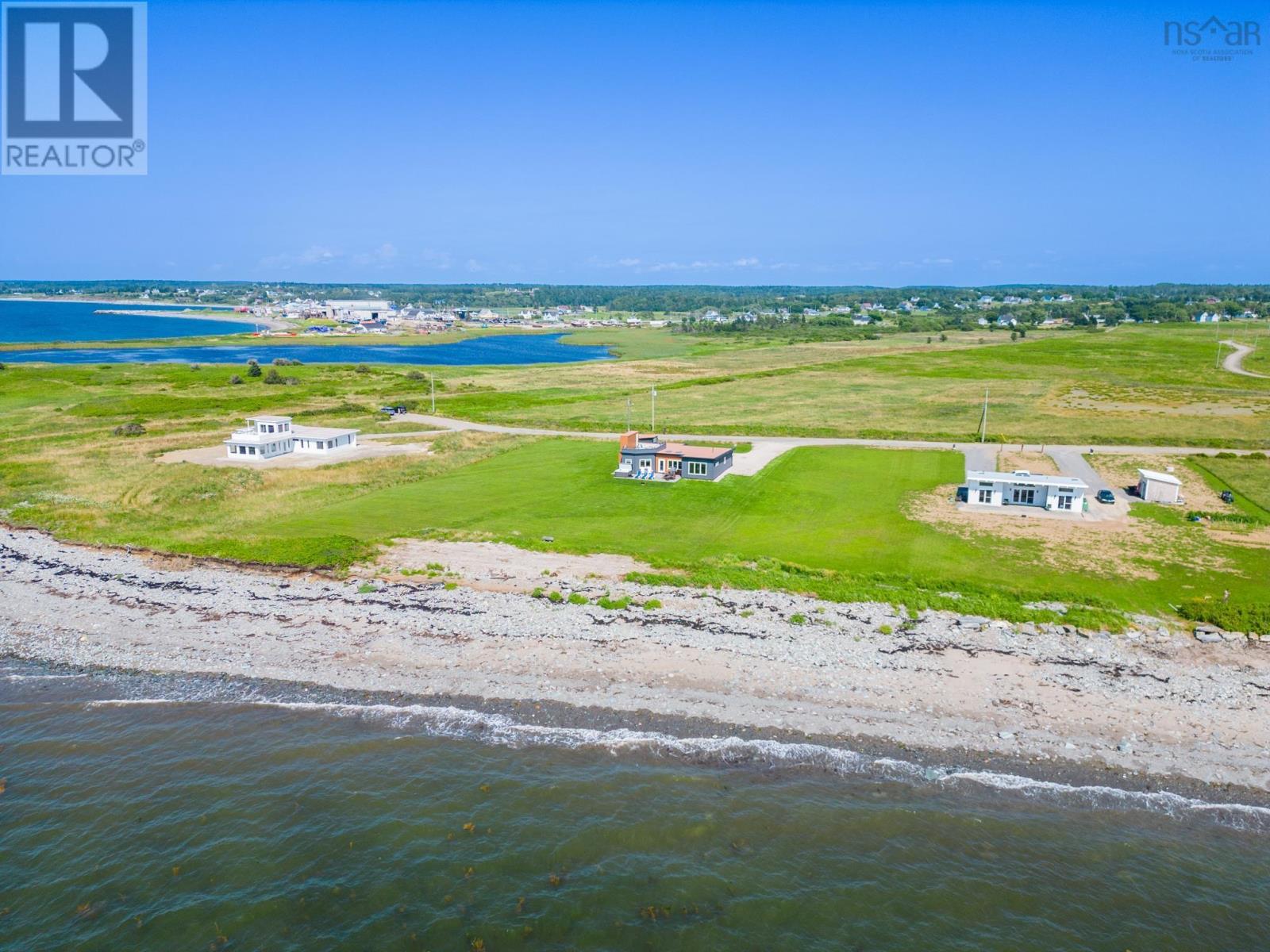 For sale 39 Sunset Lane, Meteghan River, Nova Scotia B0W2L0