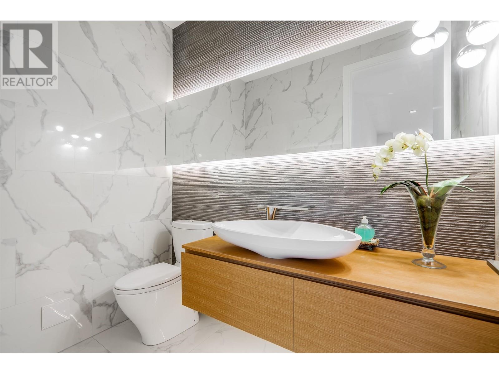 For sale 1136 ALDERSIDE ROAD, Port Moody, British Columbia V3H3A6