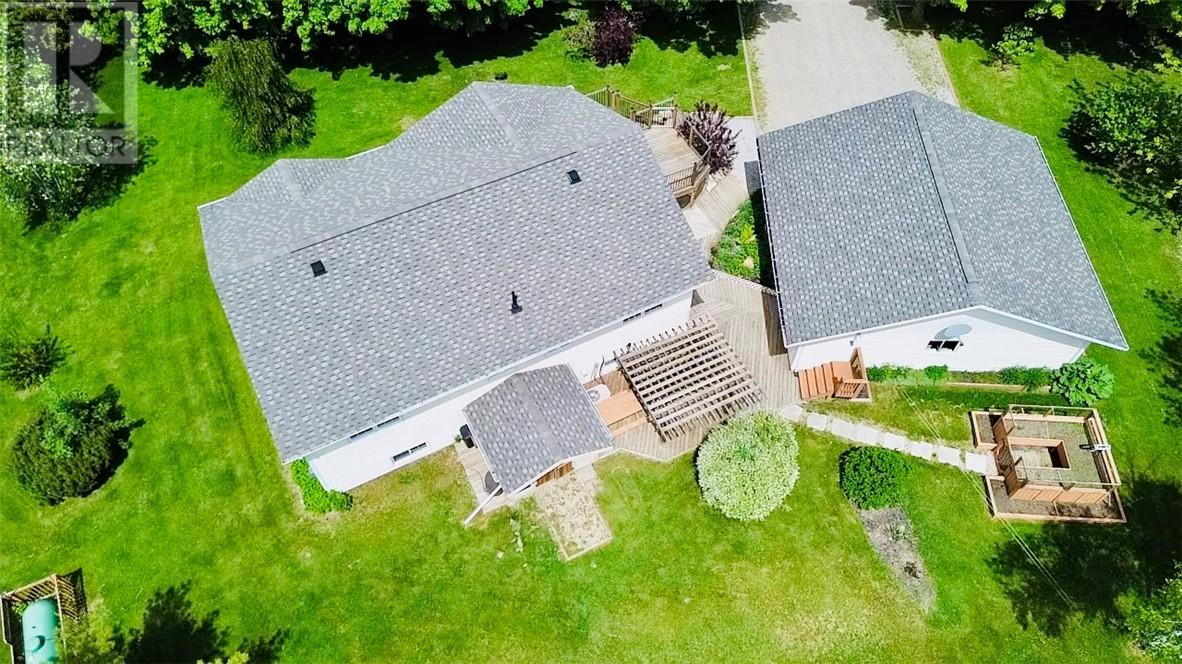 For sale 63 Rainbow Trail, Mindemoya, Manitoulin Island, Ontario P0P1S0 2115757 REALTOR.ca