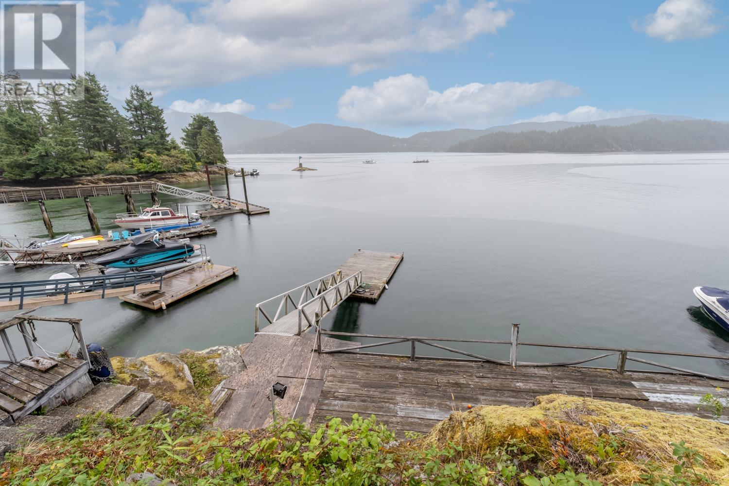 For sale 5559 INDIAN RIVER DRIVE, North Vancouver, British Columbia