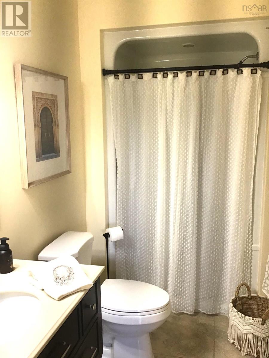 For sale 33 Eagleview Drive, Murray Siding, Nova Scotia B6L3J2 202404856 REALTOR.ca