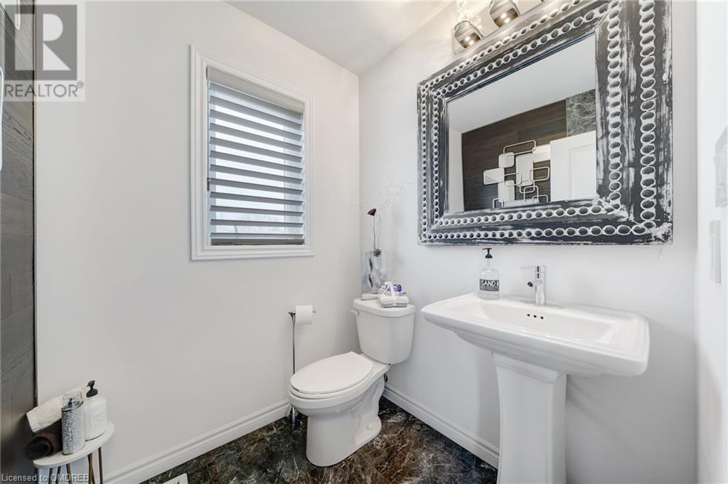 For sale 5115 ROSE AVENUE, Beamsville, Ontario L0R1B8 40565434 REALTOR.ca