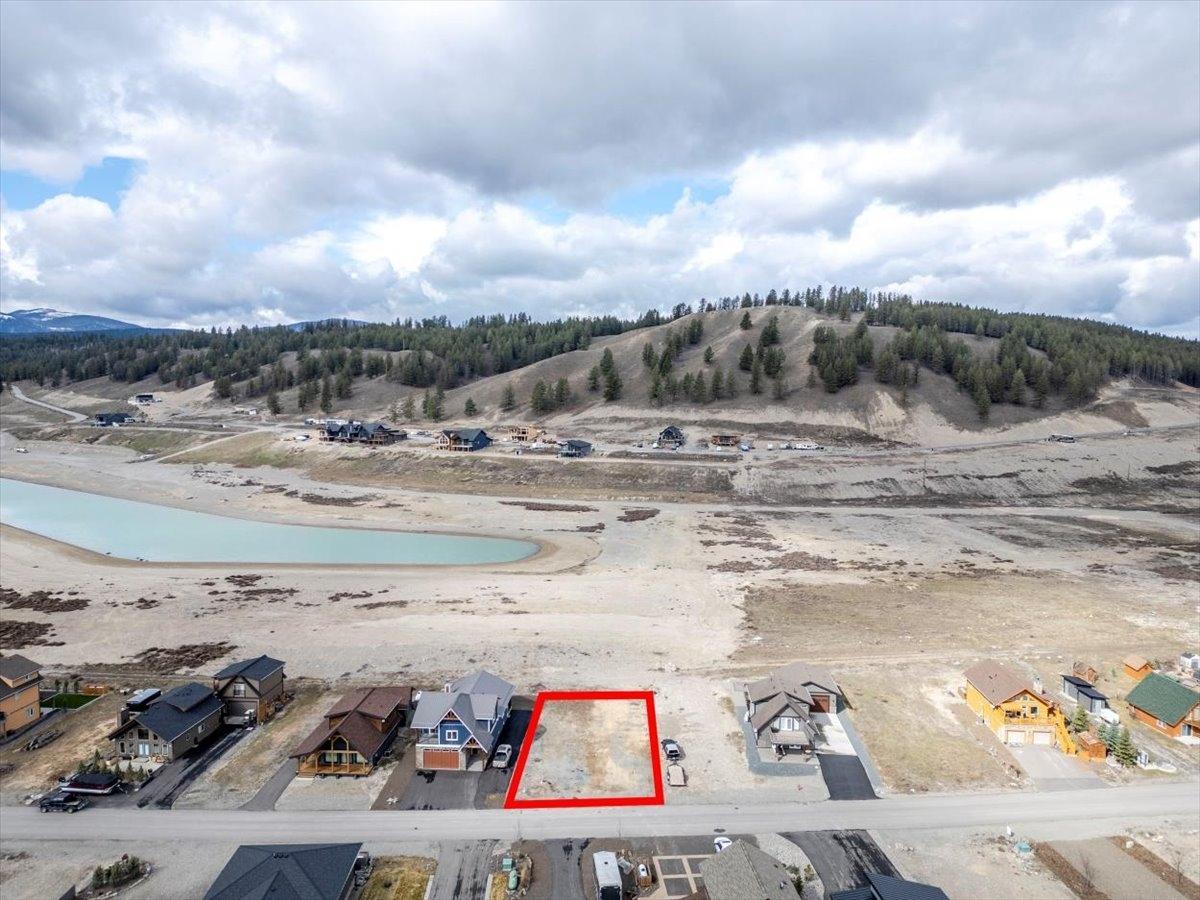 For sale Lot 87 KOOCANUSA LAKE DRIVE, Jaffray, British Columbia V0B1T5