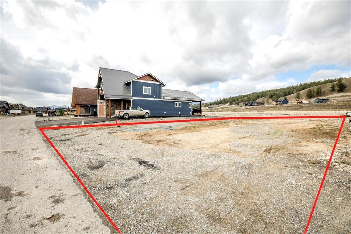 For sale Lot 87 KOOCANUSA LAKE DRIVE, Jaffray, British Columbia V0B1T5