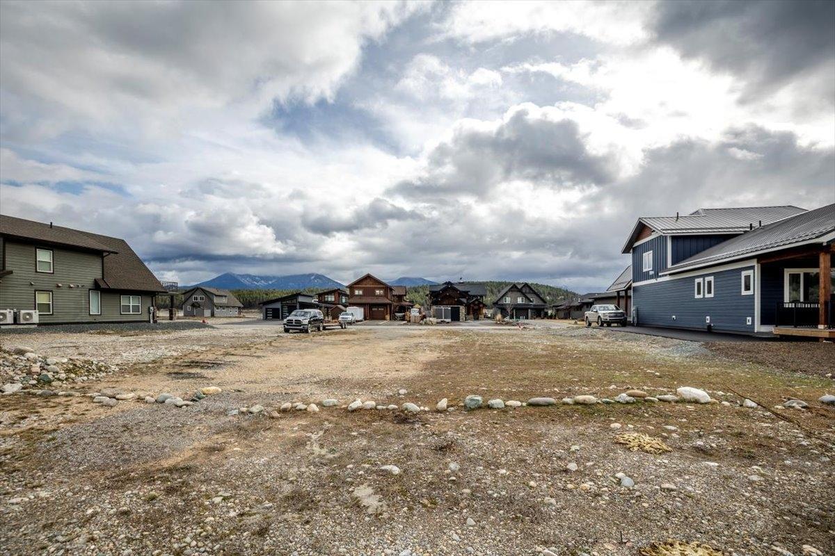 For sale Lot 87 KOOCANUSA LAKE DRIVE, Jaffray, British Columbia V0B1T5