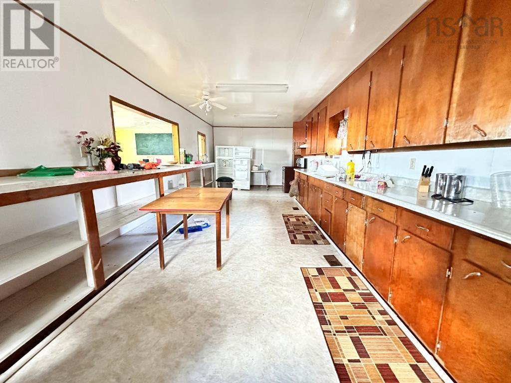 For sale 605 Highway 7, Ecum Secum, Nova Scotia B0J2K0 202406419