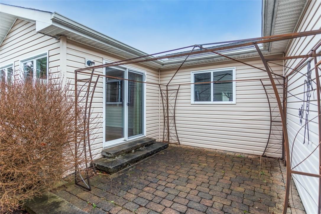 For sale 114 GLENARIFF Drive, Freelton, Ontario L0R1K0 H4189914 REALTOR.ca