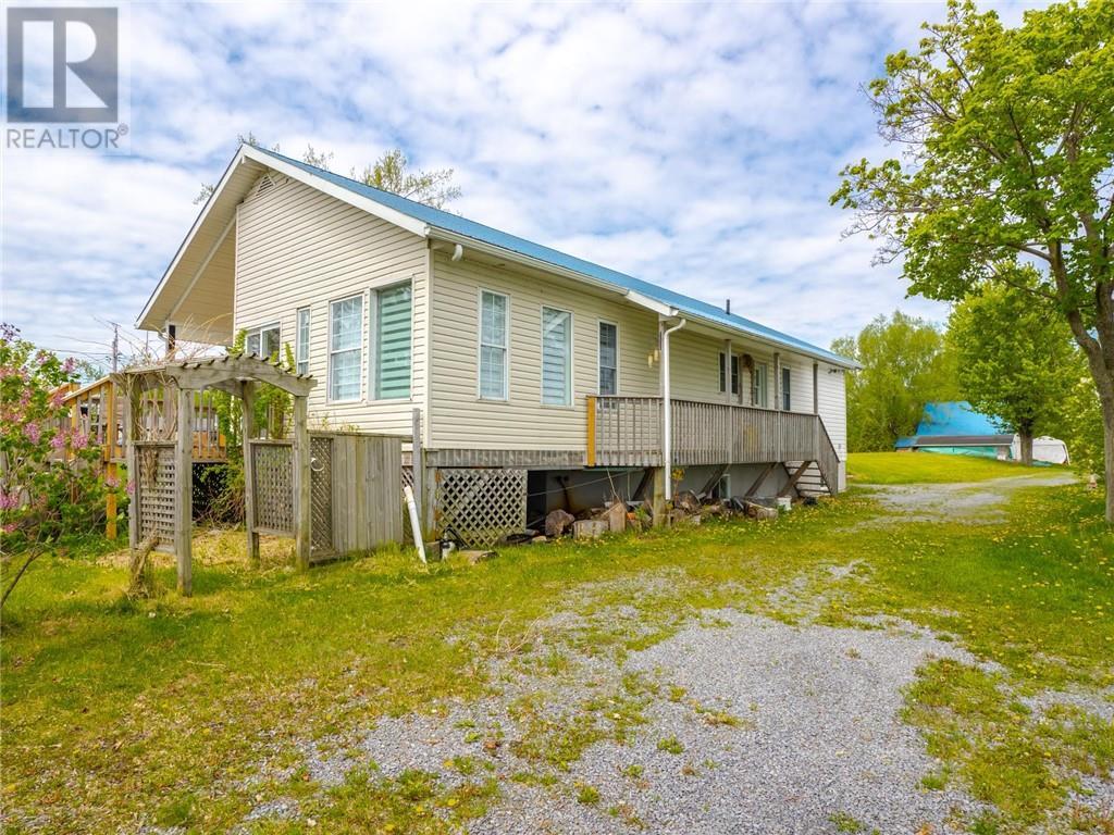 For sale 6240 167TH AVENUE, Bainsville, Ontario K0C1E0 1376177