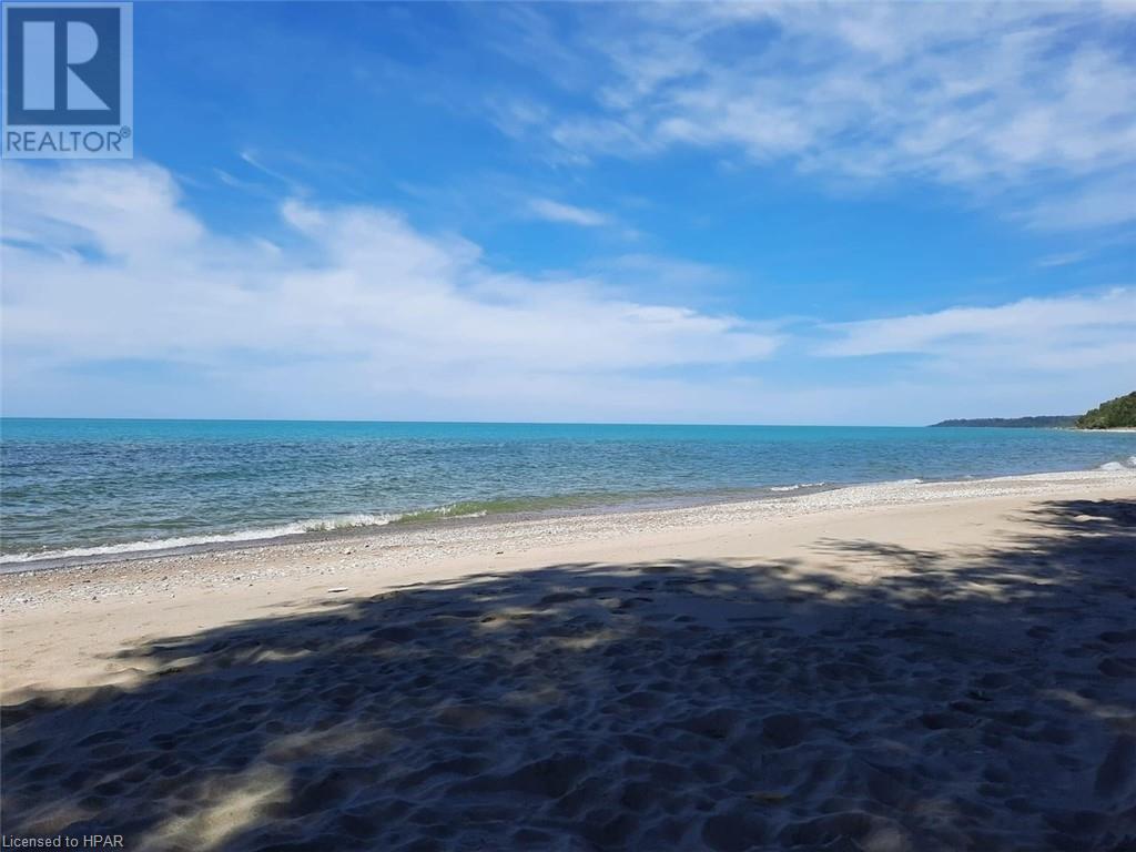 For sale 51 CHEROKEE Lane, Meneset, Ontario N7A3Y2 40568235 REALTOR.ca