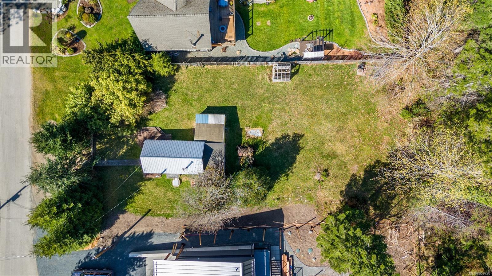 For sale 6148 Aldergrove Dr, Courtenay, British Columbia V9J1V7