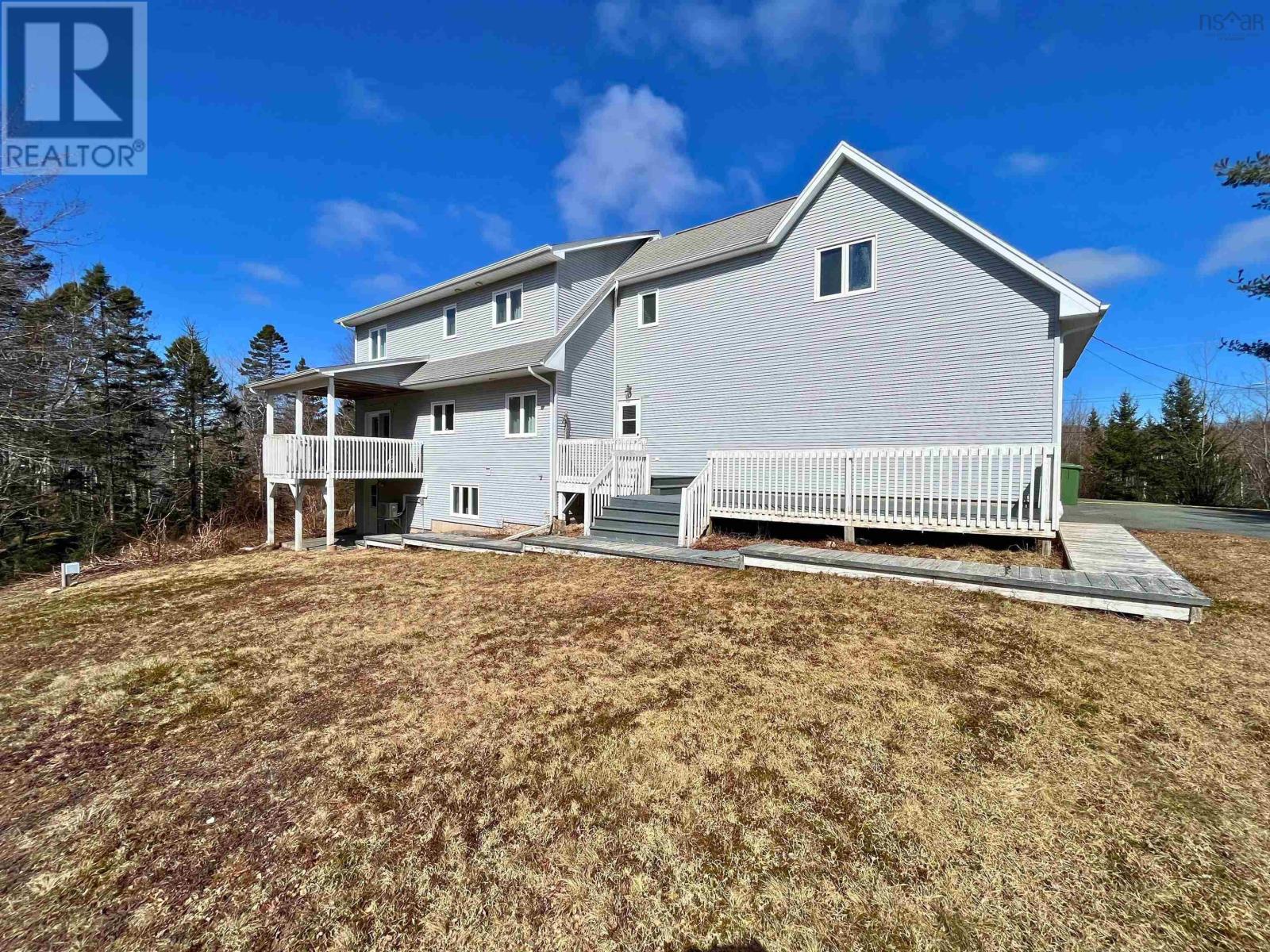 For sale 183 Grinstead Lane, Stillwater Lake, Nova Scotia B3Z1P1
