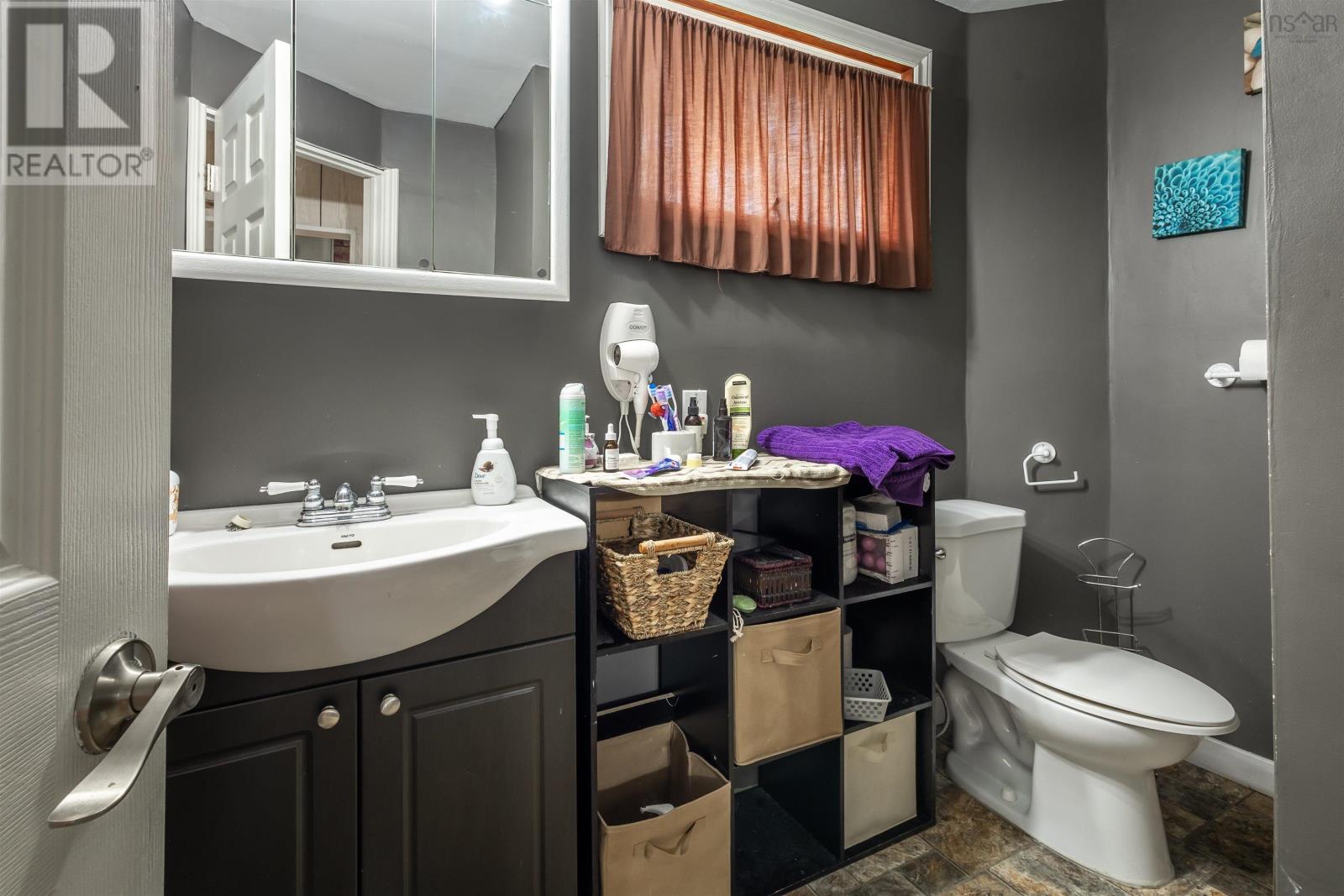 For sale 748 Westmount Road, Westmount, Nova Scotia B1P1B7 202325413