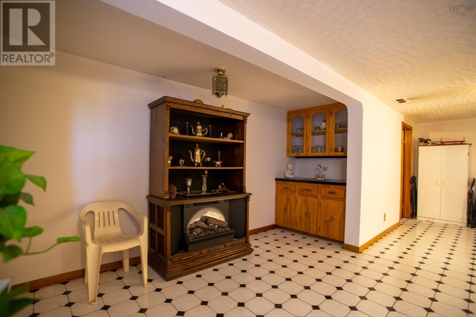 For sale 6140 Shore Road, Youngs Cove, Nova Scotia B0S1L0 202321781