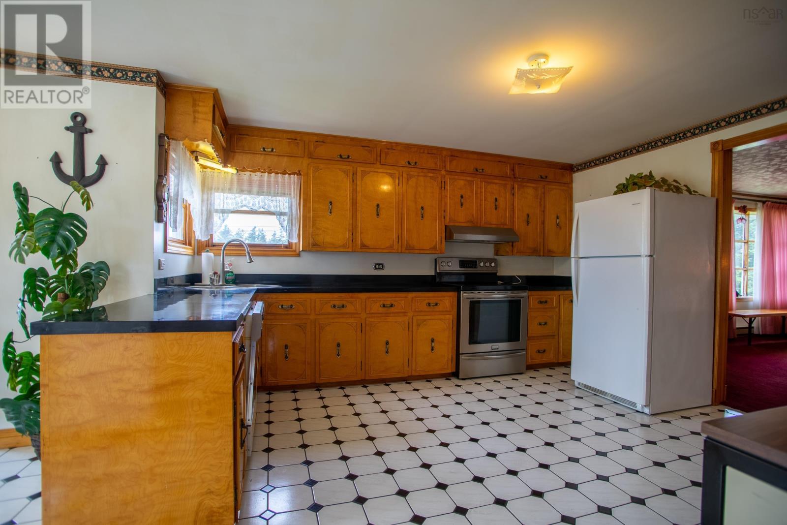 For sale 6140 Shore Road, Youngs Cove, Nova Scotia B0S1L0 202321781