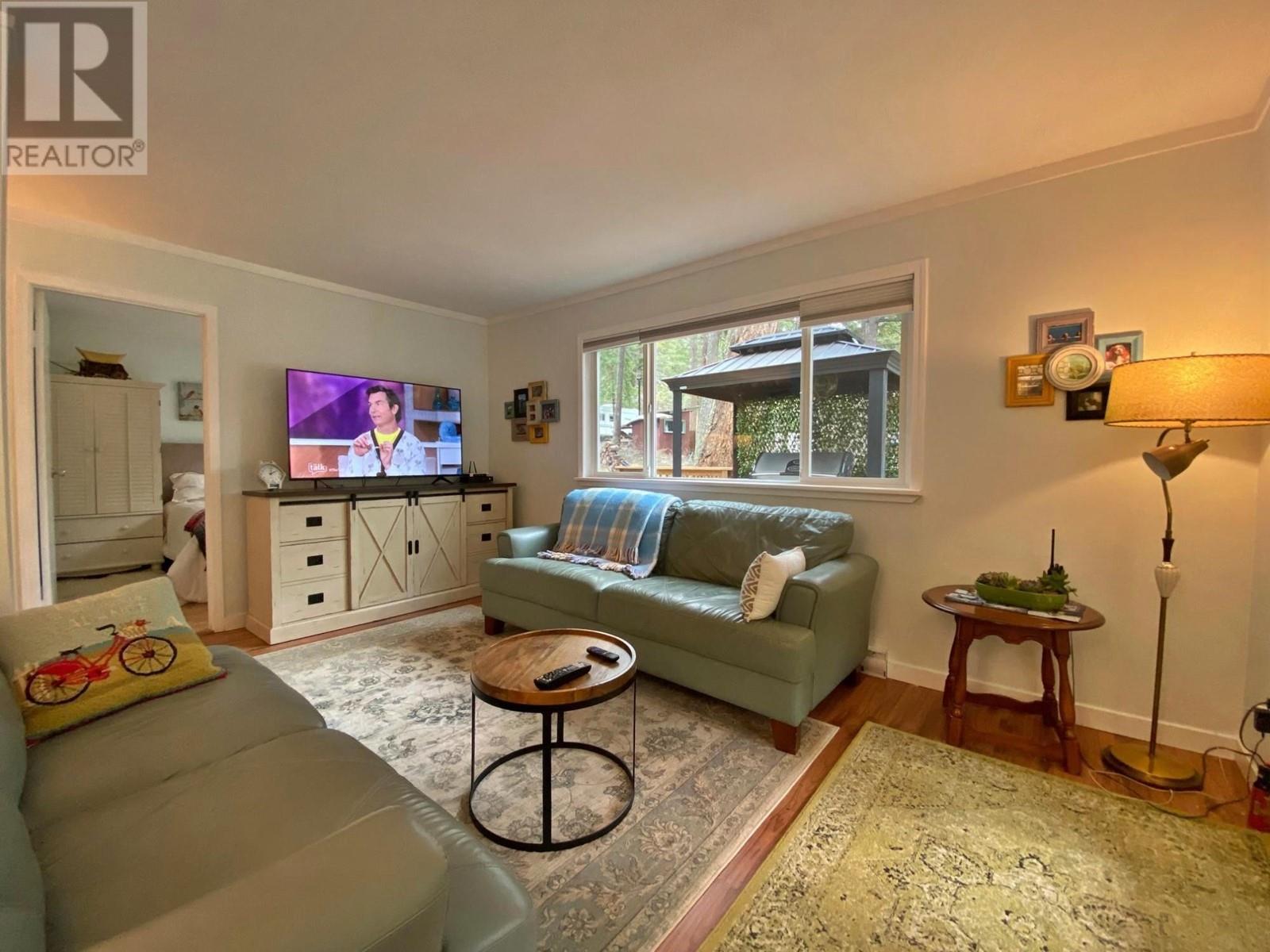 For sale 5472 AGATE BAY ROAD, Barriere, British Columbia V0E2E0 177624 REALTOR.ca