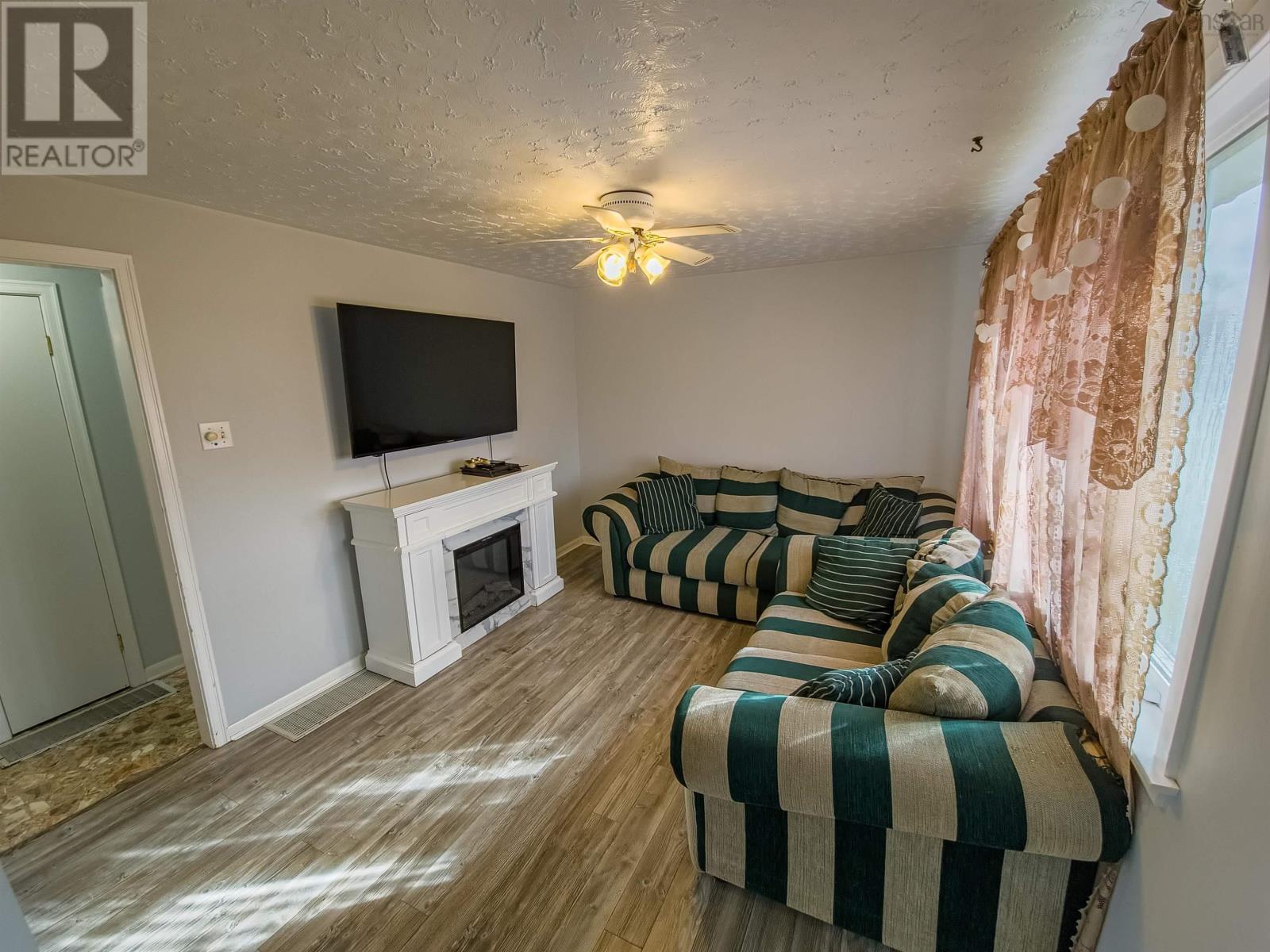 For sale 303 Pomquet Point One Road, Pomquet, Nova Scotia B2G2L4