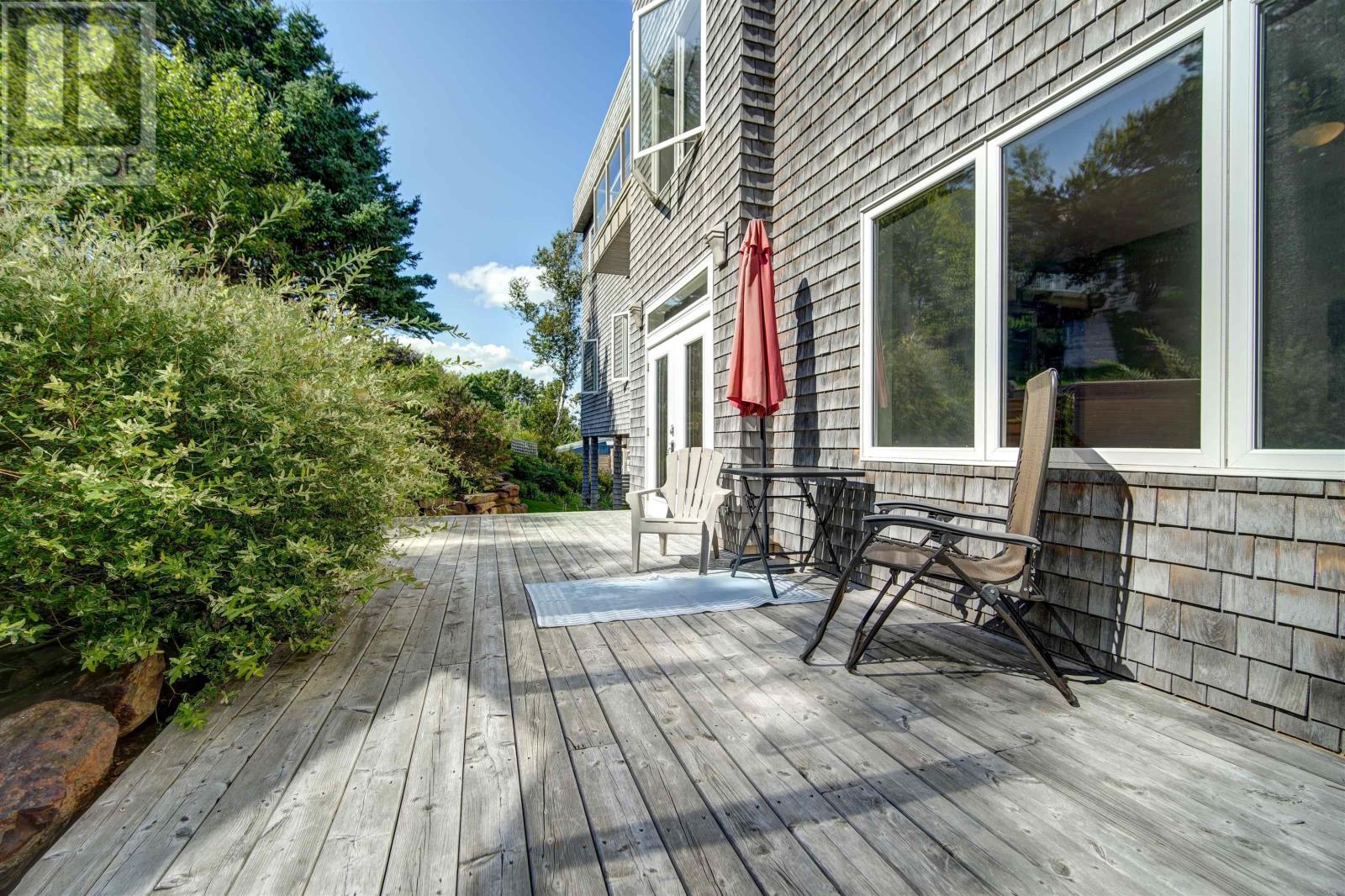 For sale 185 Fergusons Cove Road, Halifax, Nova Scotia B3V1L7