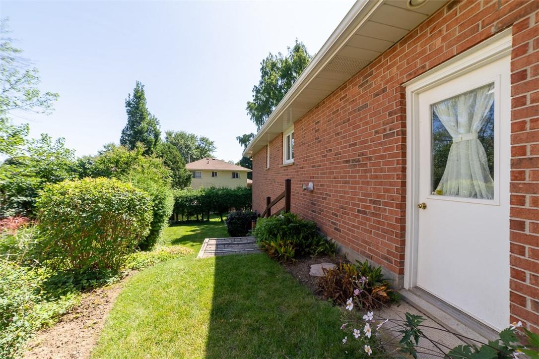 For sale 47 Winter Way, Brantford, Ontario N3T6G4 H4190126 REALTOR.ca