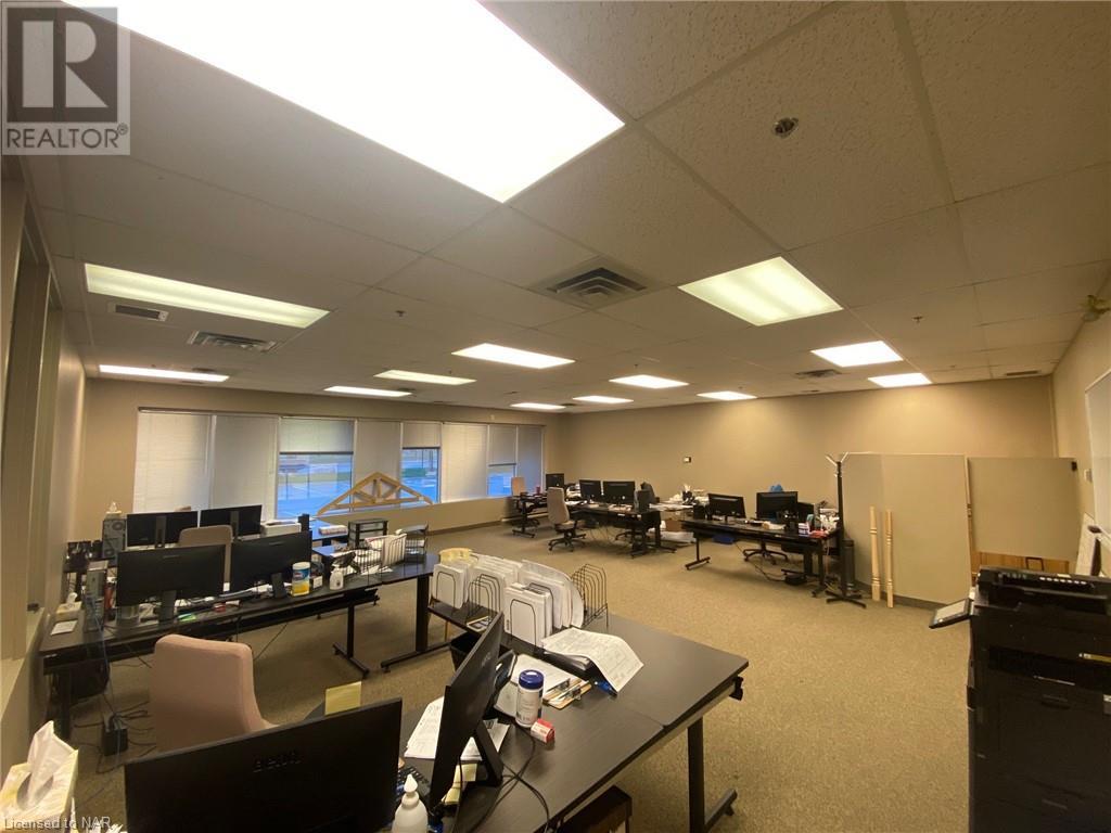 For rent 3550 SCHMON Parkway Unit 3, Thorold, Ontario L2V4Y6