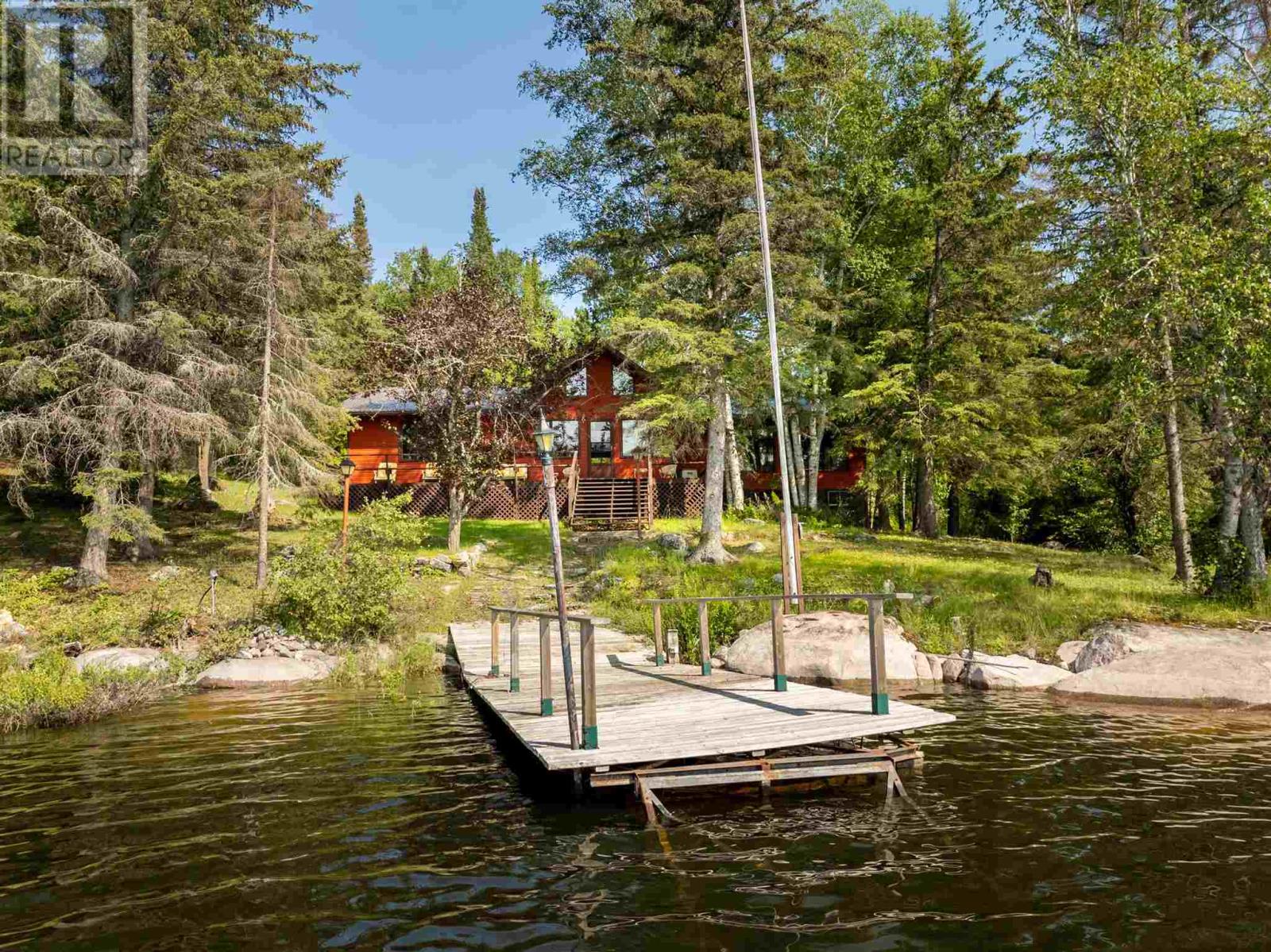 For sale S986 Winnipeg River, Minaki, Ontario P0X1J0 TB240805