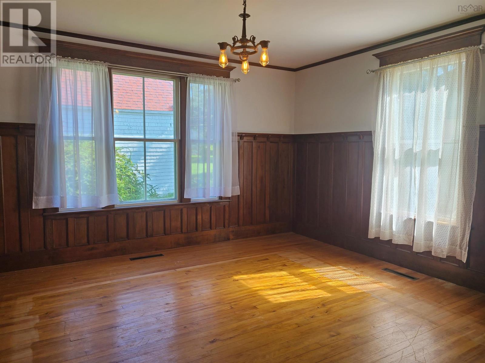 For sale 3316 Highway 1, Belliveaus Cove, Nova Scotia B0W1M0