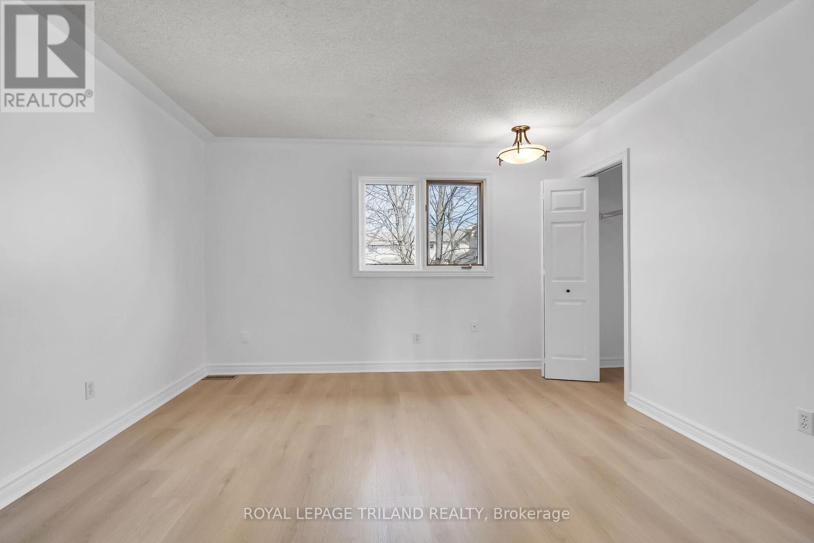 For sale 44 410 AMBLESIDE DR, London, Ontario N6G4Y3 X8224114 REALTOR.ca