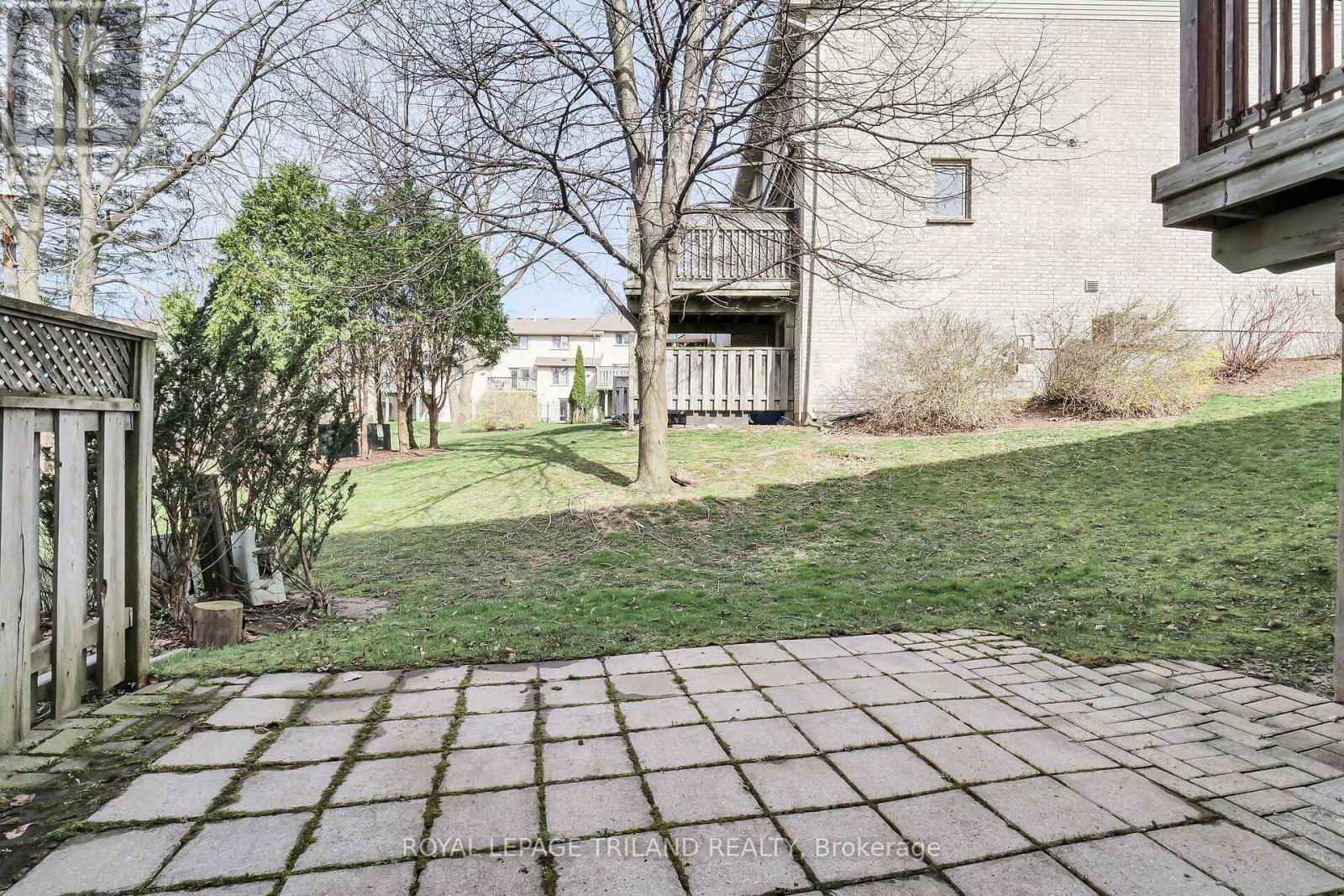 For sale 44 410 AMBLESIDE DR, London, Ontario N6G4Y3 X8224114