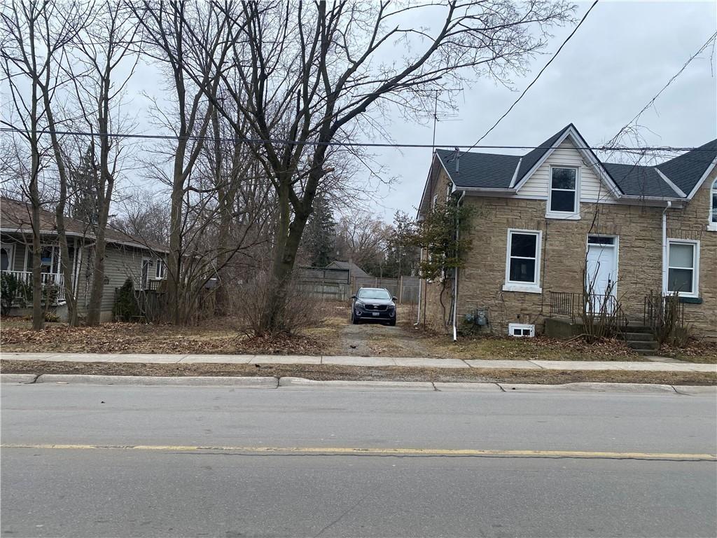 For sale 4042 vacant land located at 40 42 Mill Street S, Waterdown