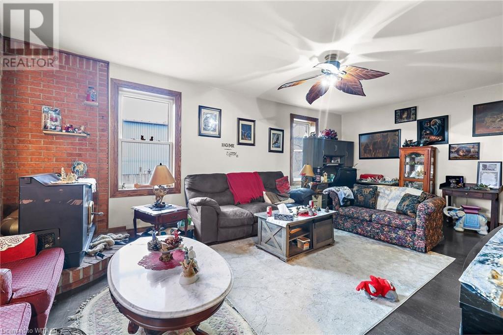 For sale 45 ISABELLA Street, Plattsville, Ontario L7C1N7 40556509