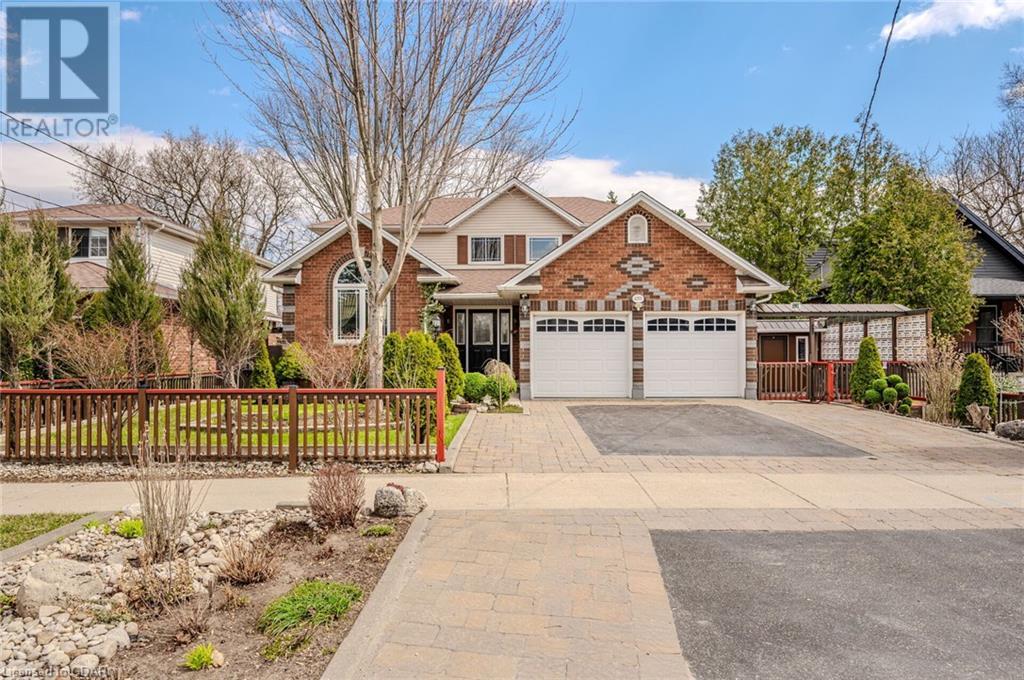 For sale 659 ERAMOSA Road, Guelph, Ontario N1E2N7 40560912 REALTOR.ca