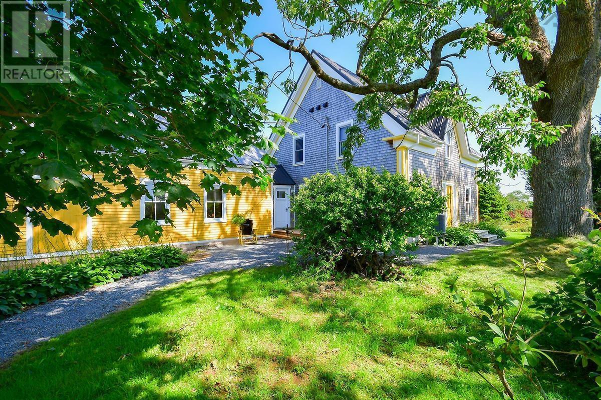 6411 Highway 215, Noel Shore, Nova Scotia B0N1T0 REALTOR.ca