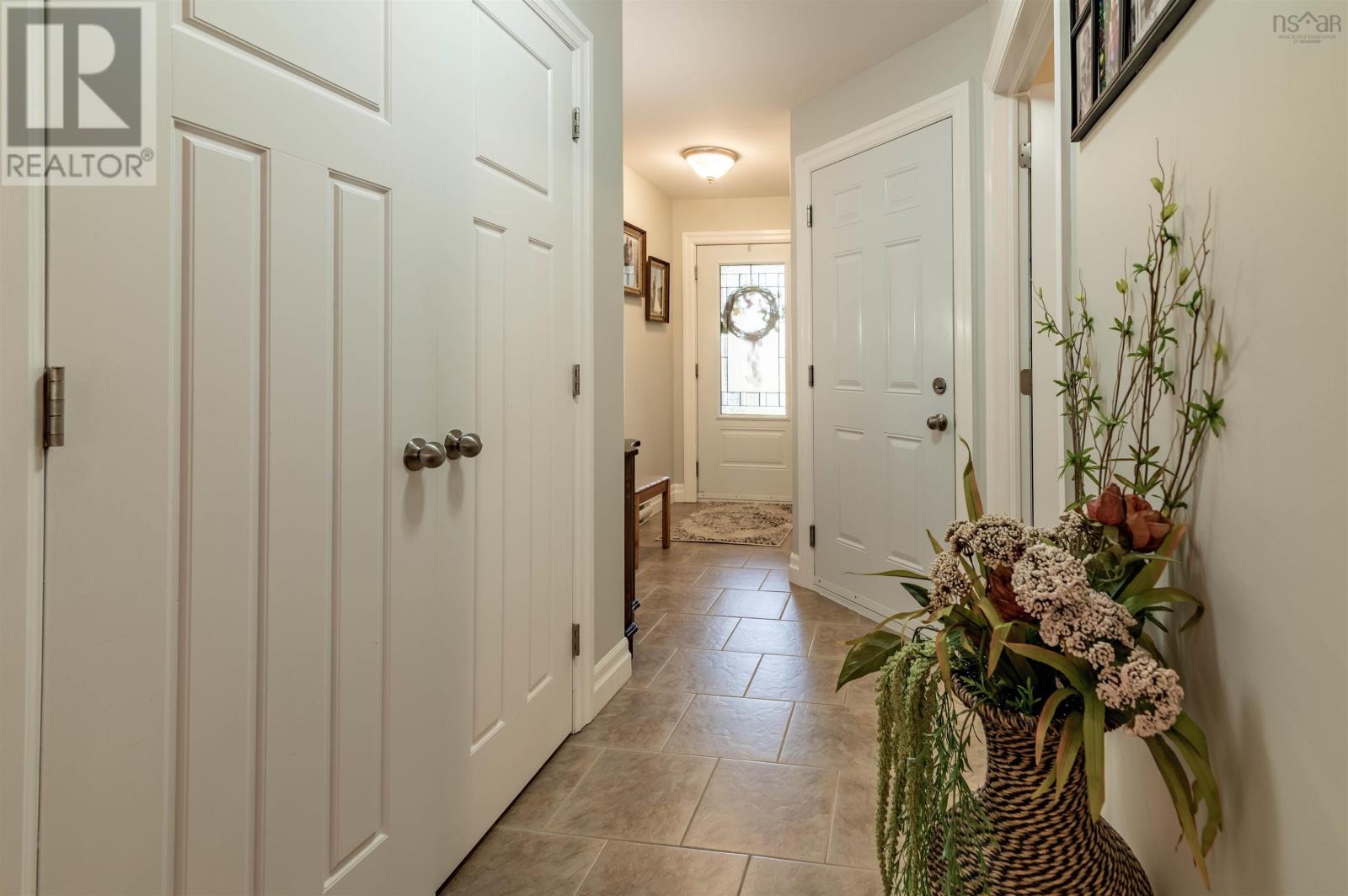 For sale 5 Leaside Court, Port Williams, Nova Scotia B0P1T0