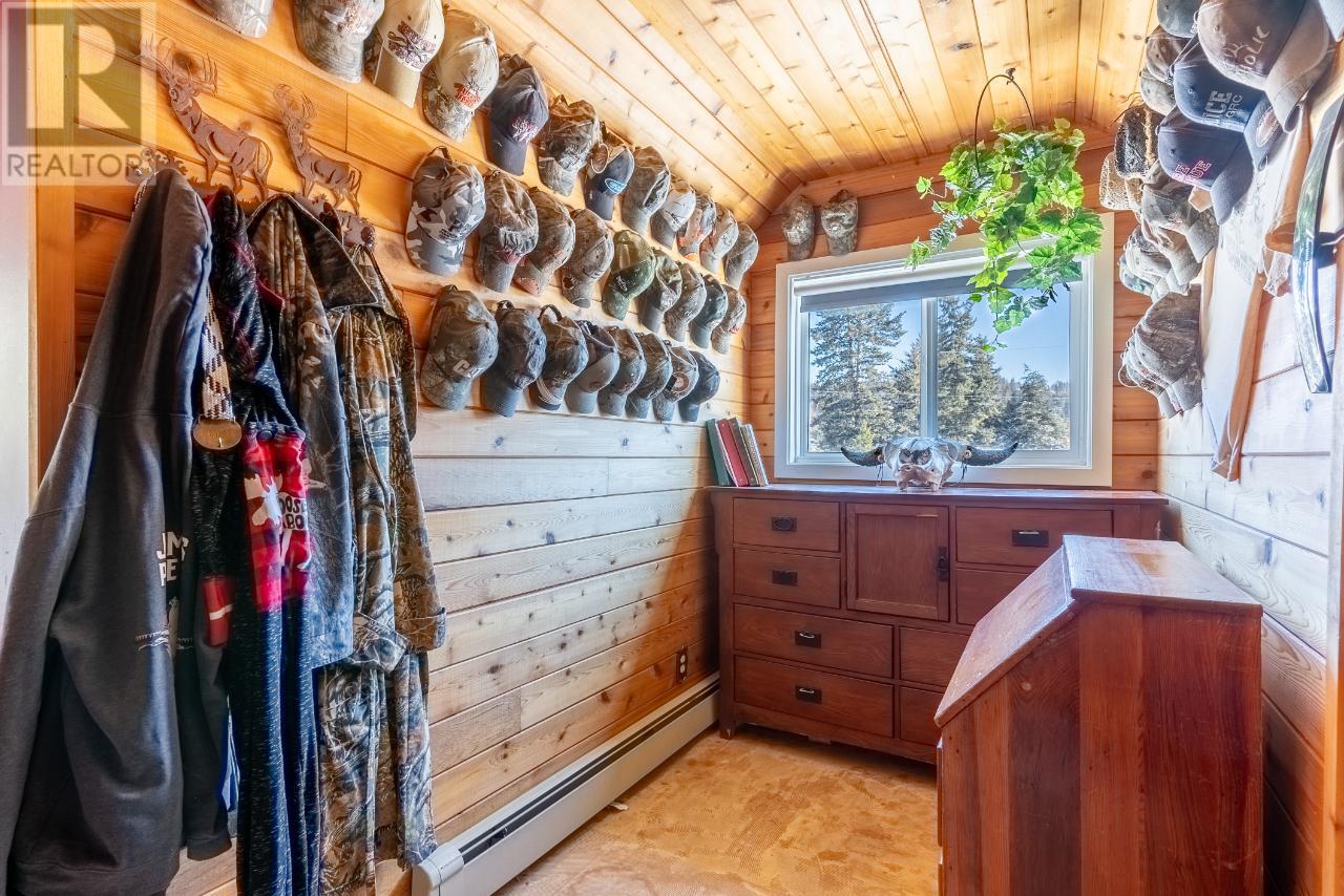 For sale 283 GOWAN DRIVE, Logan Lake, British Columbia 176287