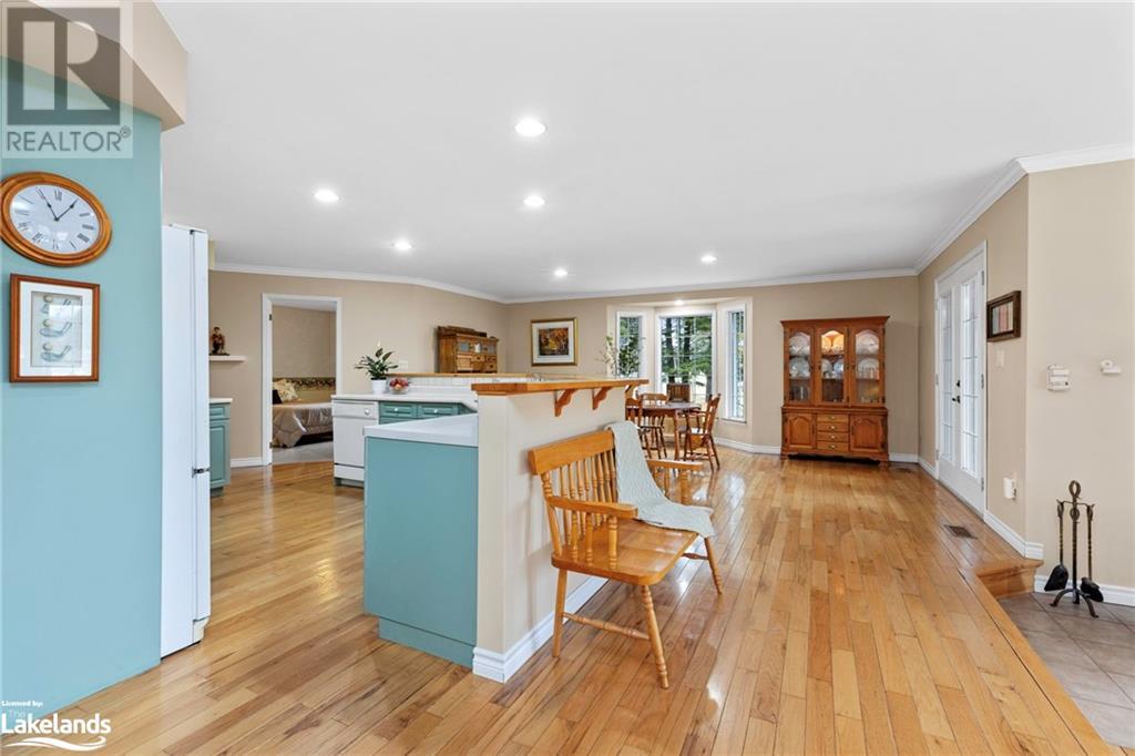 For sale 11 HUNT MEMORIAL Drive, Nobel, Ontario P2A2W9