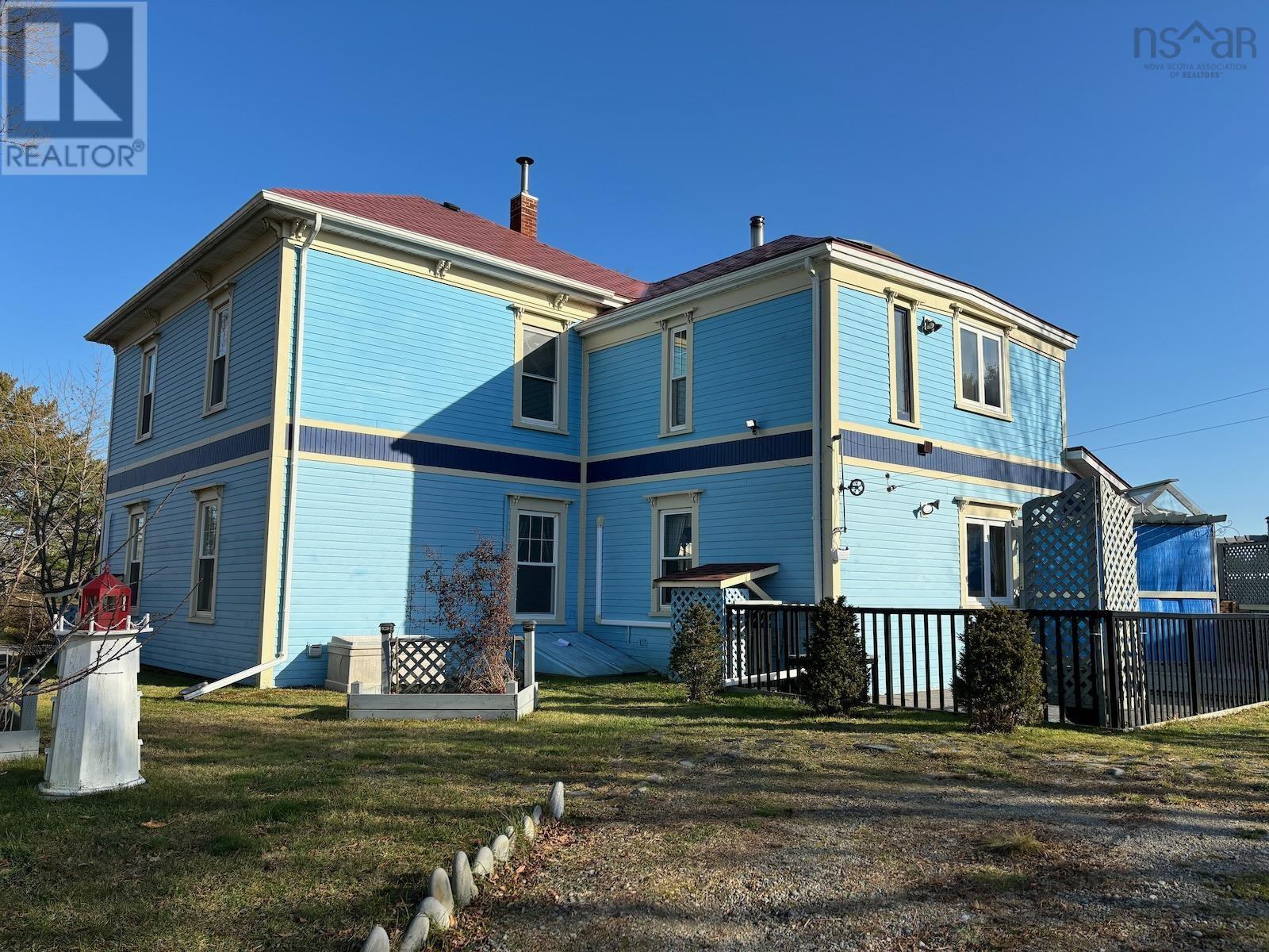 For sale 2176 Highway 334, Upper Wedgeport, Nova Scotia B0W3P0 202325120 REALTOR.ca