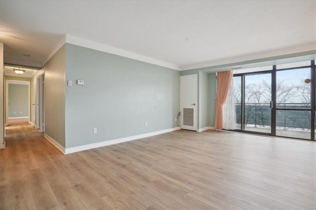 For sale 301 Frances Avenue, Unit 404, Stoney Creek, Ontario L8E3W6 H4190712 REALTOR.ca