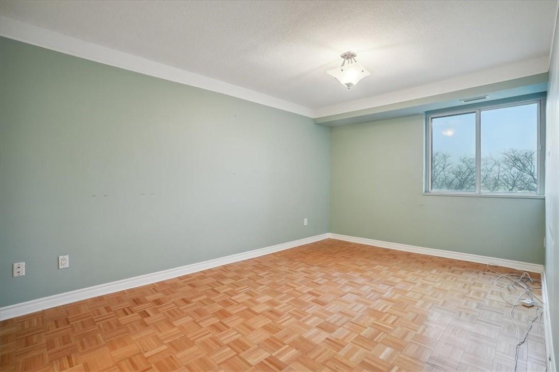 For sale 301 Frances Avenue, Unit 404, Stoney Creek, Ontario L8E3W6 H4190712 REALTOR.ca