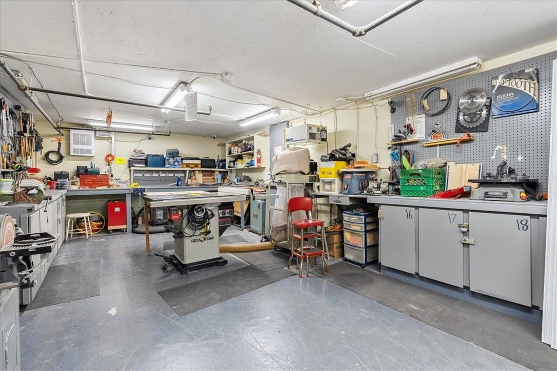 For sale 301 Frances Avenue, Unit 404, Stoney Creek, Ontario L8E3W6 H4190712 REALTOR.ca