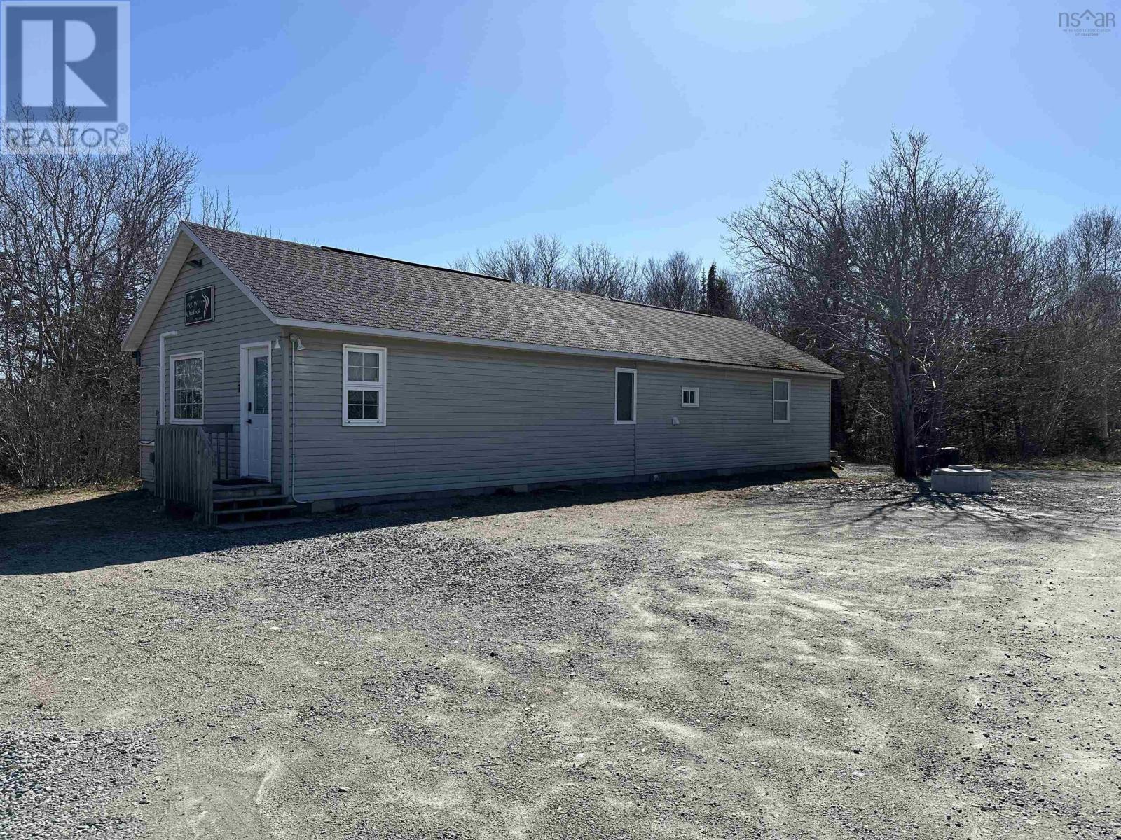 For sale 7 Montague Road, West Pubnico, Nova Scotia B0W3S0 202407054 REALTOR.ca