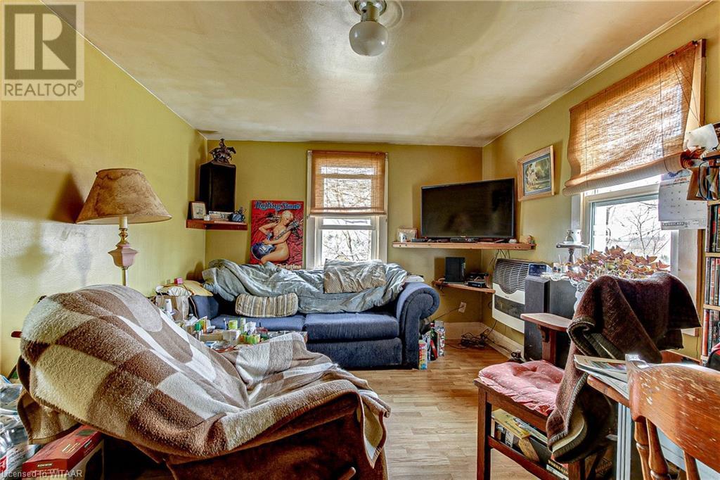 For sale 6 BIDWELL Street, Tillsonburg, Ontario N4G3T3 40568625