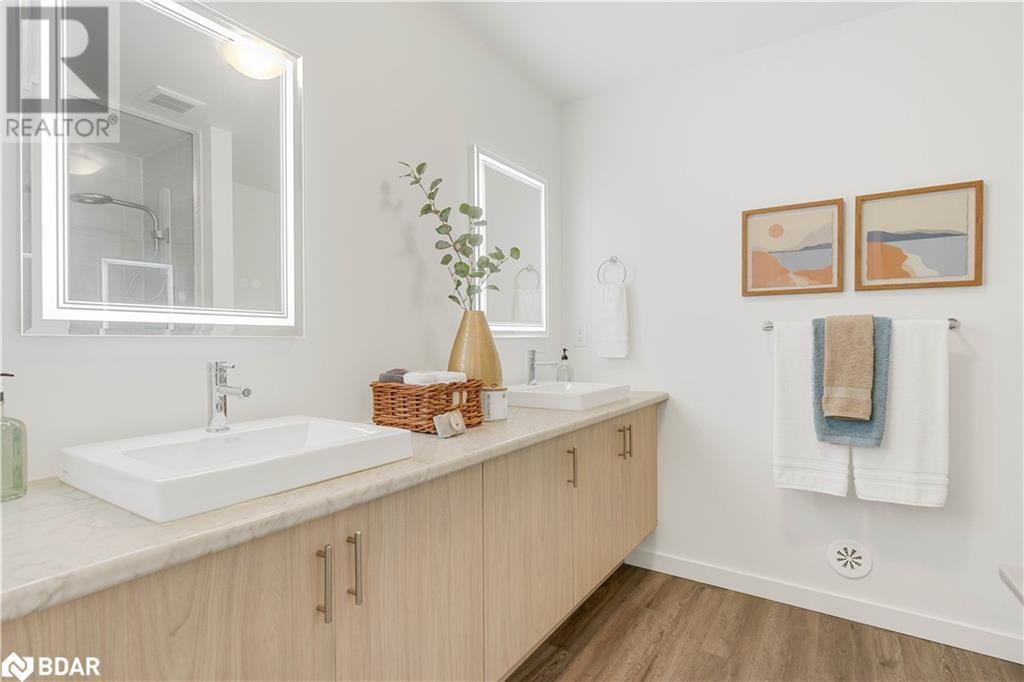 For sale 142 ATHABASKA Road, Barrie, Ontario L4N8E5 40571076