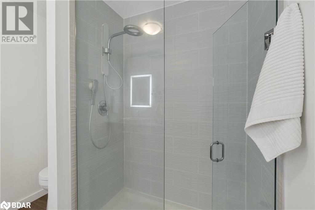 For sale 142 ATHABASKA Road, Barrie, Ontario L4N8E5 40571076