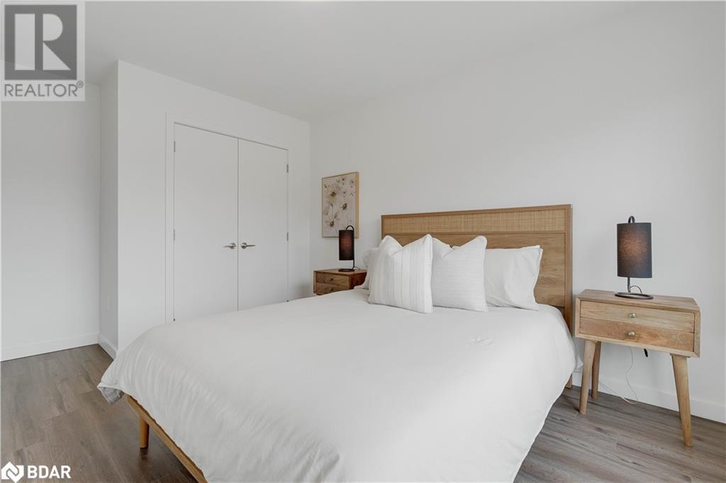 For sale 142 ATHABASKA Road, Barrie, Ontario L4N8E5 40571076