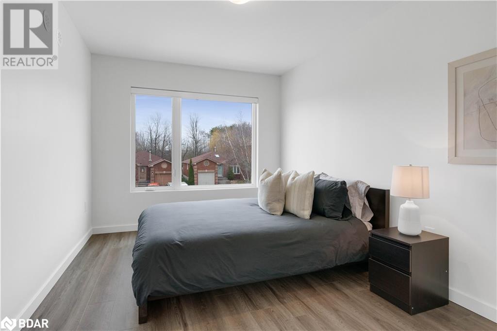 For sale 142 ATHABASKA Road, Barrie, Ontario L4N8E5 40571076