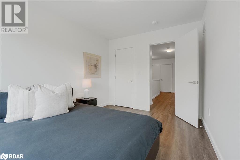 For sale 142 ATHABASKA Road, Barrie, Ontario L4N8E5 40571076