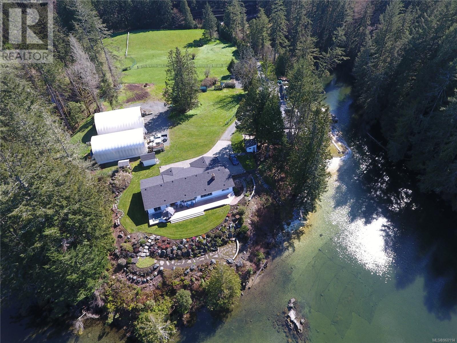 For Sale 5776 East Sooke Rd Sooke British Columbia V9z0z6 960114