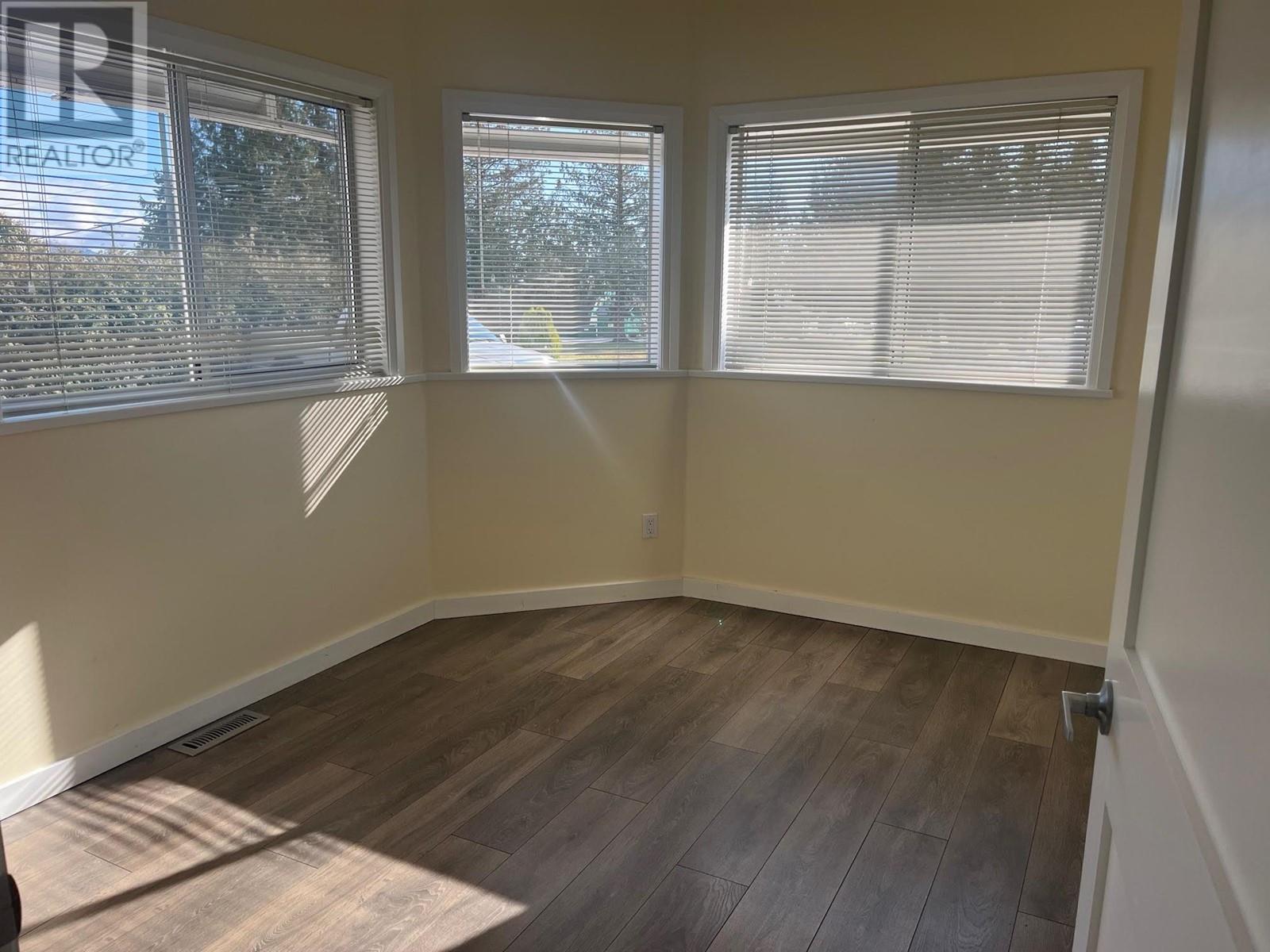 For sale 818 KIWANIS WAY, Gibsons, British Columbia V0N1V9 C8058884