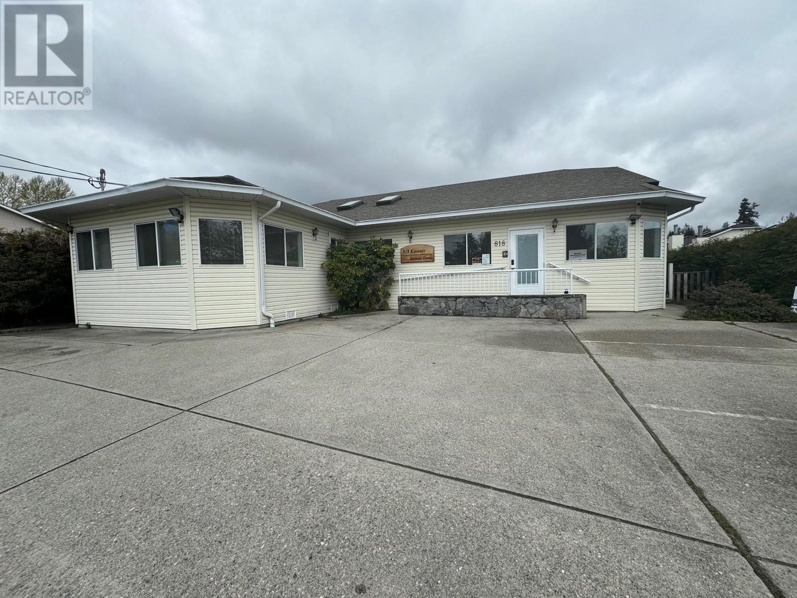 For sale 818 KIWANIS WAY, Gibsons, British Columbia V0N1V9 C8058884